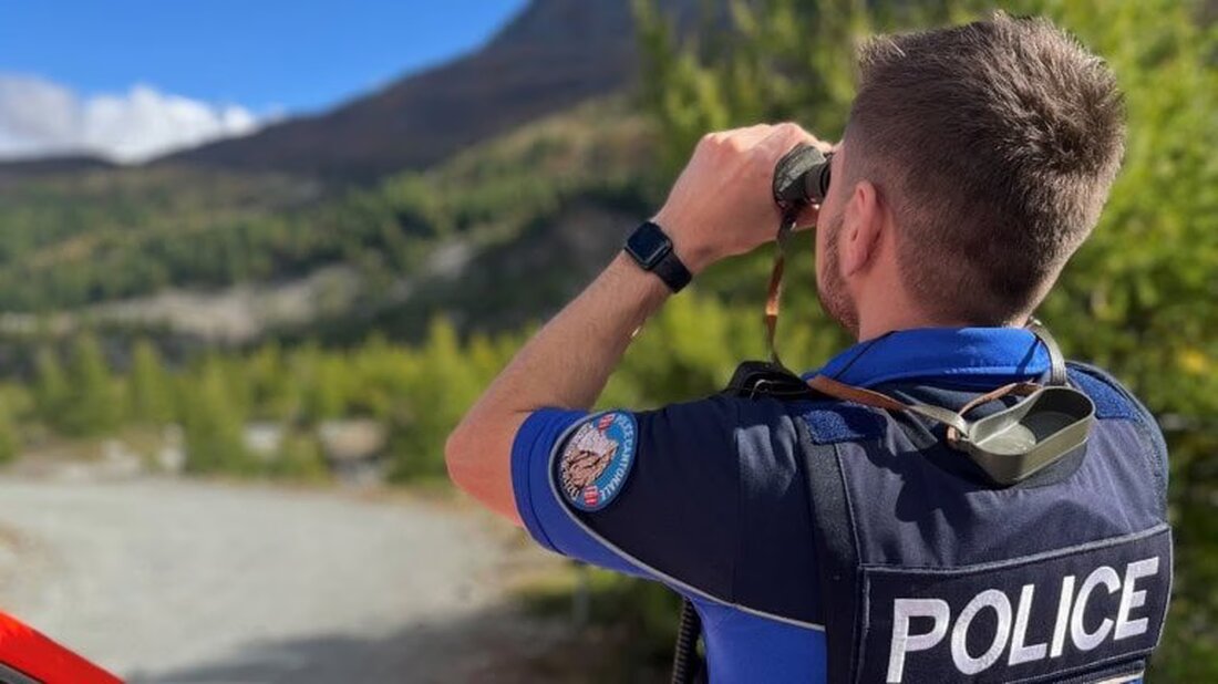 Wallis setzt auf Nulltoleranz gegen illegale Partys: Polizei erinnert an wichtigste Regeln und Konsequenzen für Veranstalter.