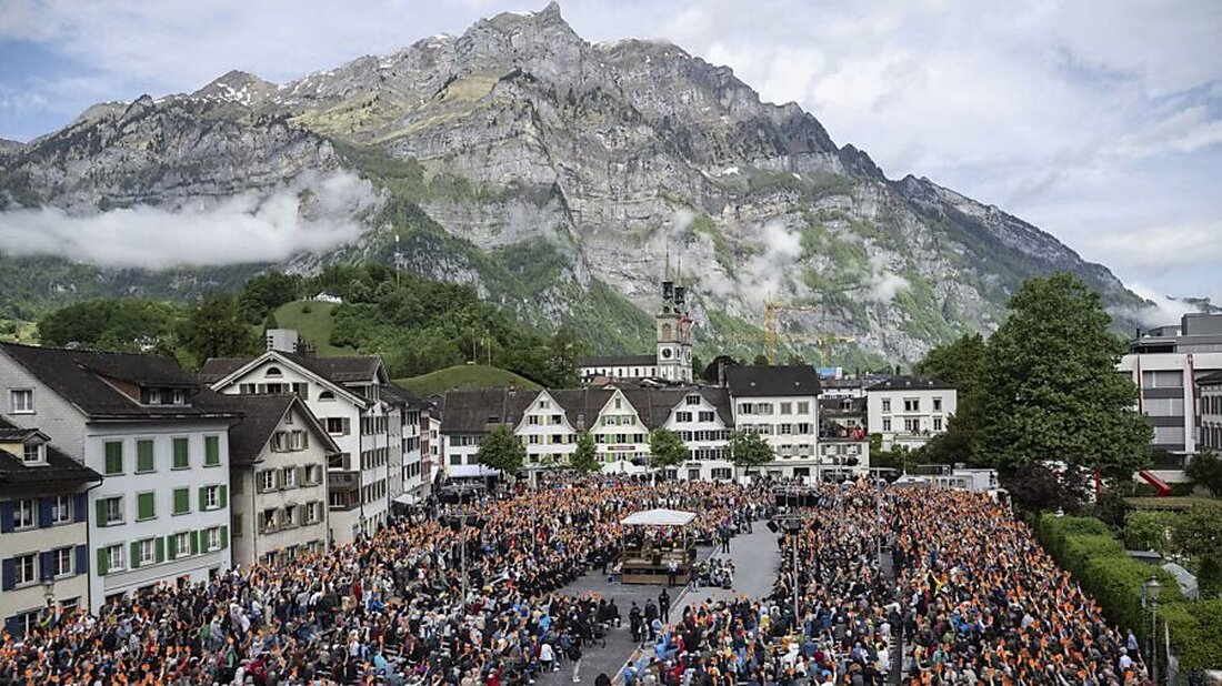 Am 20. Mai 2025 wurde ein Memorialsantrag eingereicht, um die Redezeit an der Landsgemeinde auf drei Minuten zu beschränken.