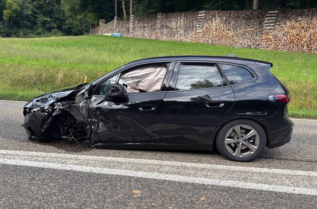 Zwei Fahrer konzentriert am Steuer eingeschlafen: Unfälle in Ueken und auf der A3 bei Zeiningen. Ein Verletzter, Führerausweise abgenommen.