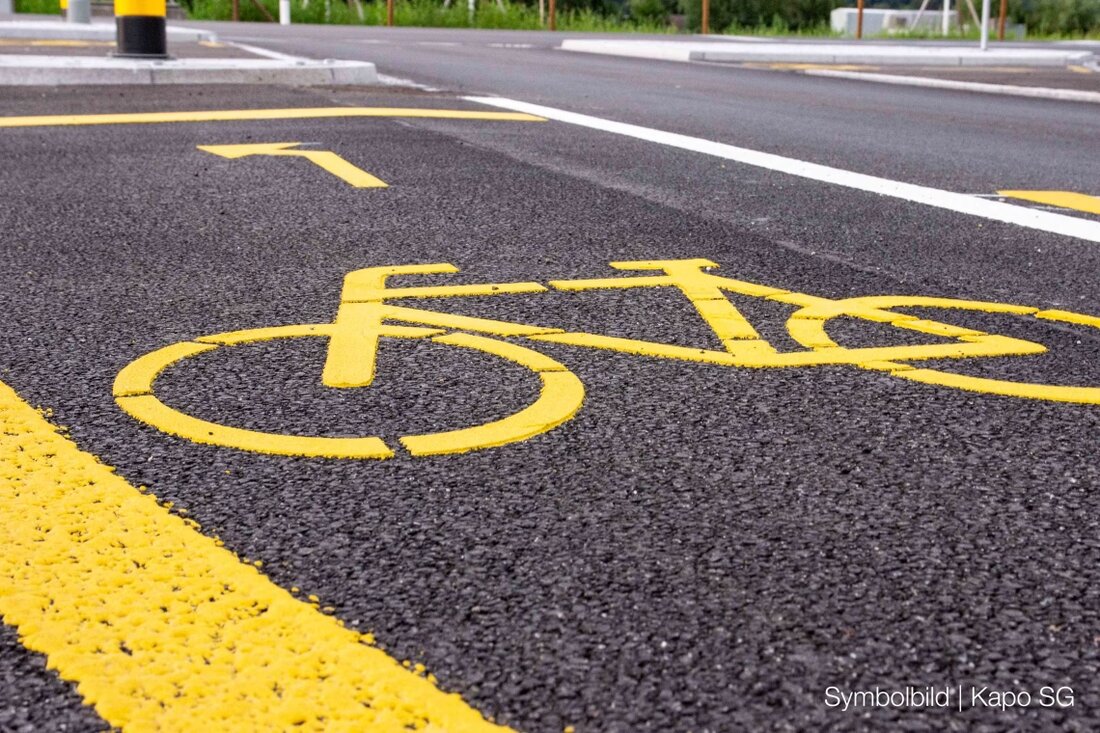 Im Sonnental kollidierten am 26. Mai 2025 ein Auto und ein Velo. Der 41-jährige Velofahrer wurde leicht verletzt ins Spital gebracht.