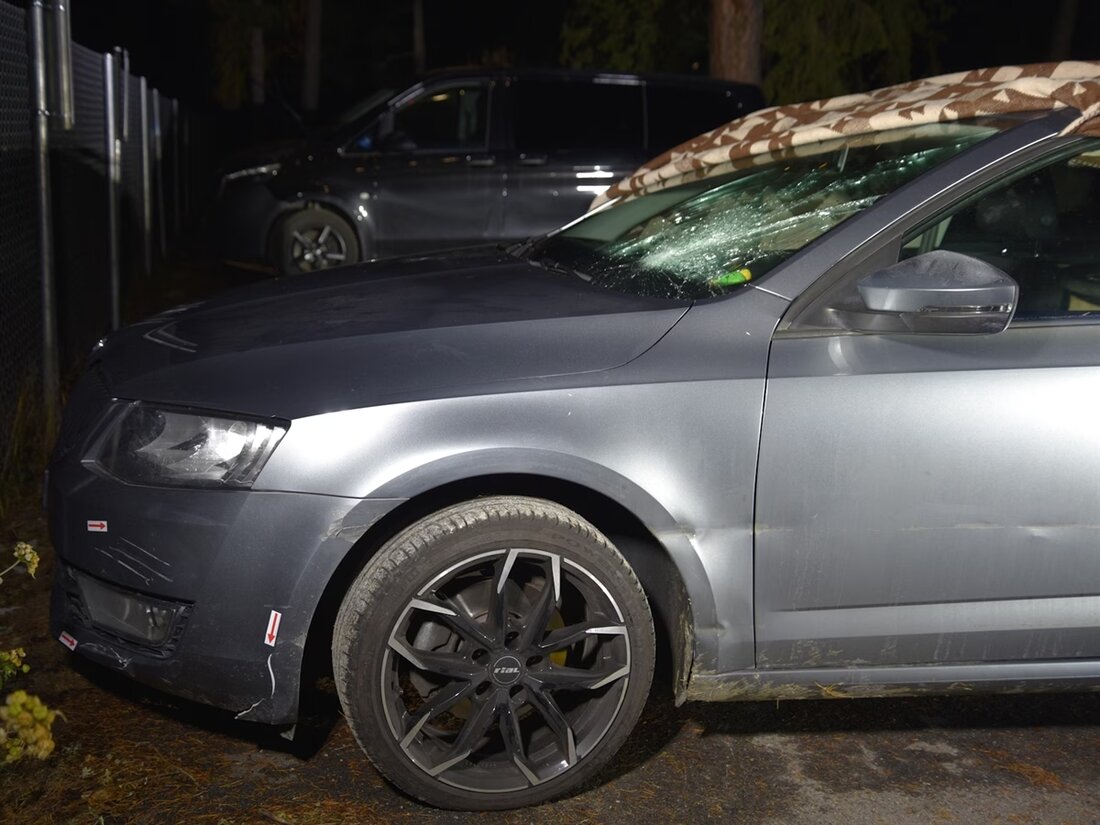 In Davos-Platz wurden zwei 15-Jährige bei einem Unfall mit einem Autofahrer leicht verletzt. Der Fahrer fuhr unerlaubt.