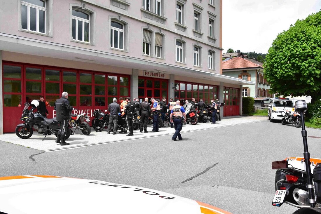 Am 29. Mai 2025 kontrollierte die Kantonspolizei Appenzell Ausserrhoden schwerpunktmäßig Motorräder auf technische Mängel.