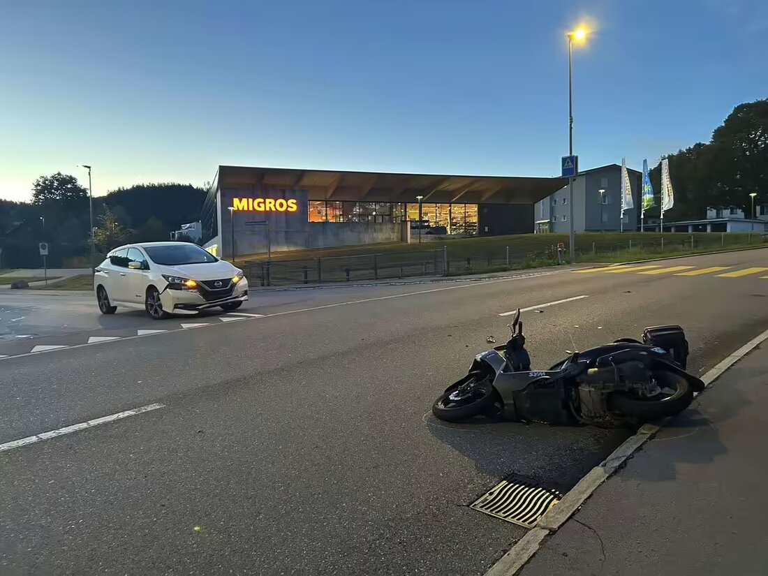 Am 9. Oktober 2024 kollidierten in Heiden ein Auto und ein Motorroller. Der Rollerfahrer verletzte sich und wurde ins Spital gebracht.