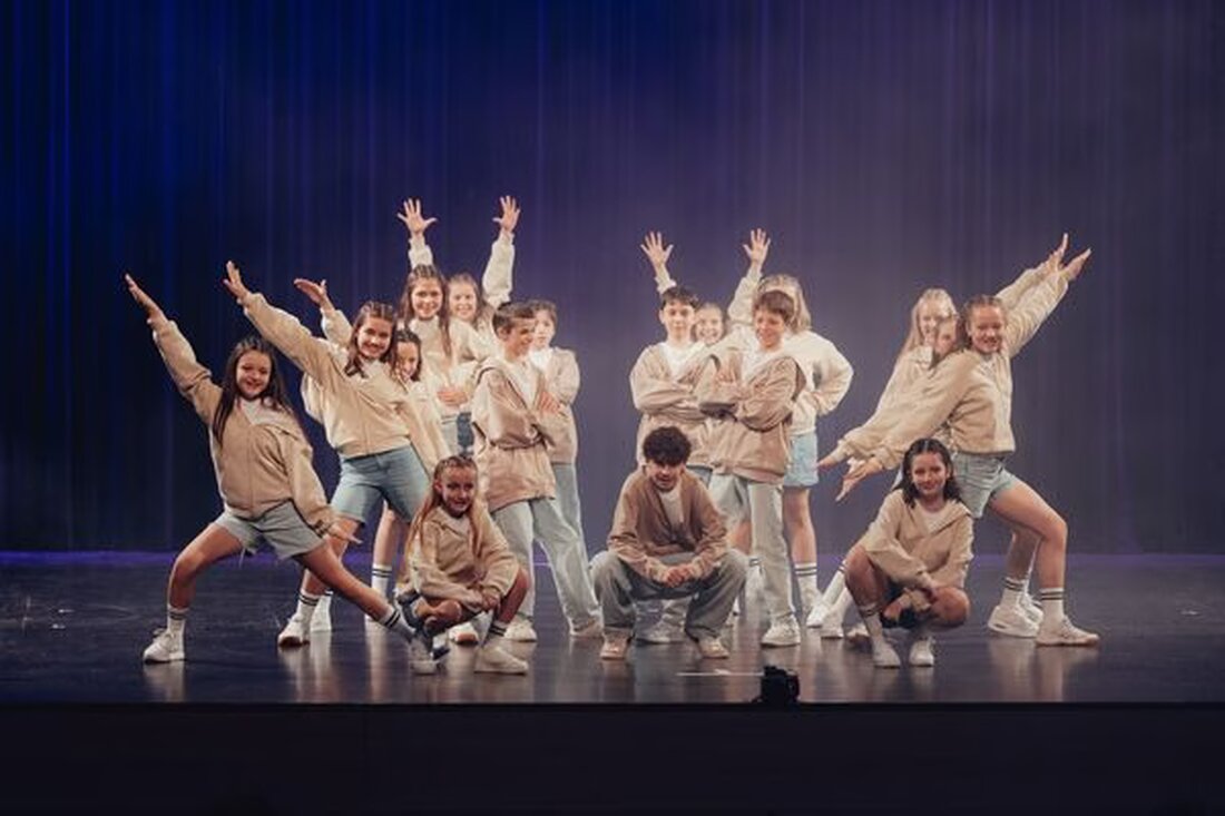 Meldet euch jetzt für den School Dance Award 2026 an! Talentierte Schulklassen aus der Zentralschweiz können kreativ tanzen und netzwerken. Anmeldeschluss: 30. November 2025.