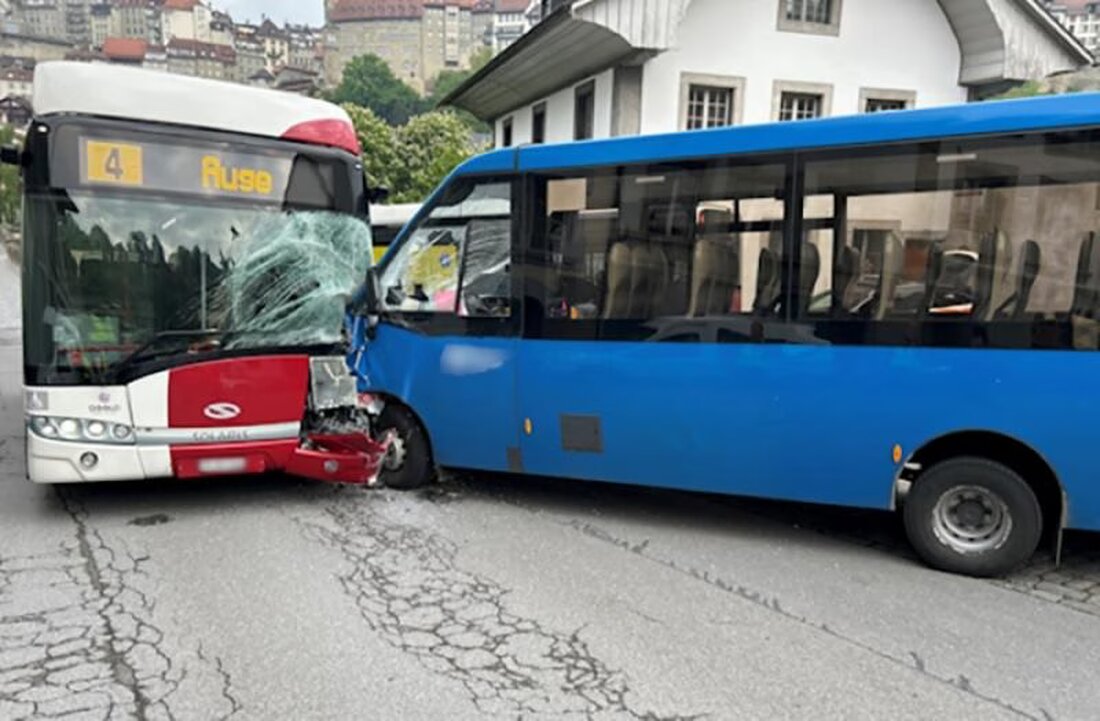 Am 8. Mai 2025 kollidierten in Freiburg ein Linienbus und ein Schulbus. Glücklicherweise bleibt niemand verletzt.