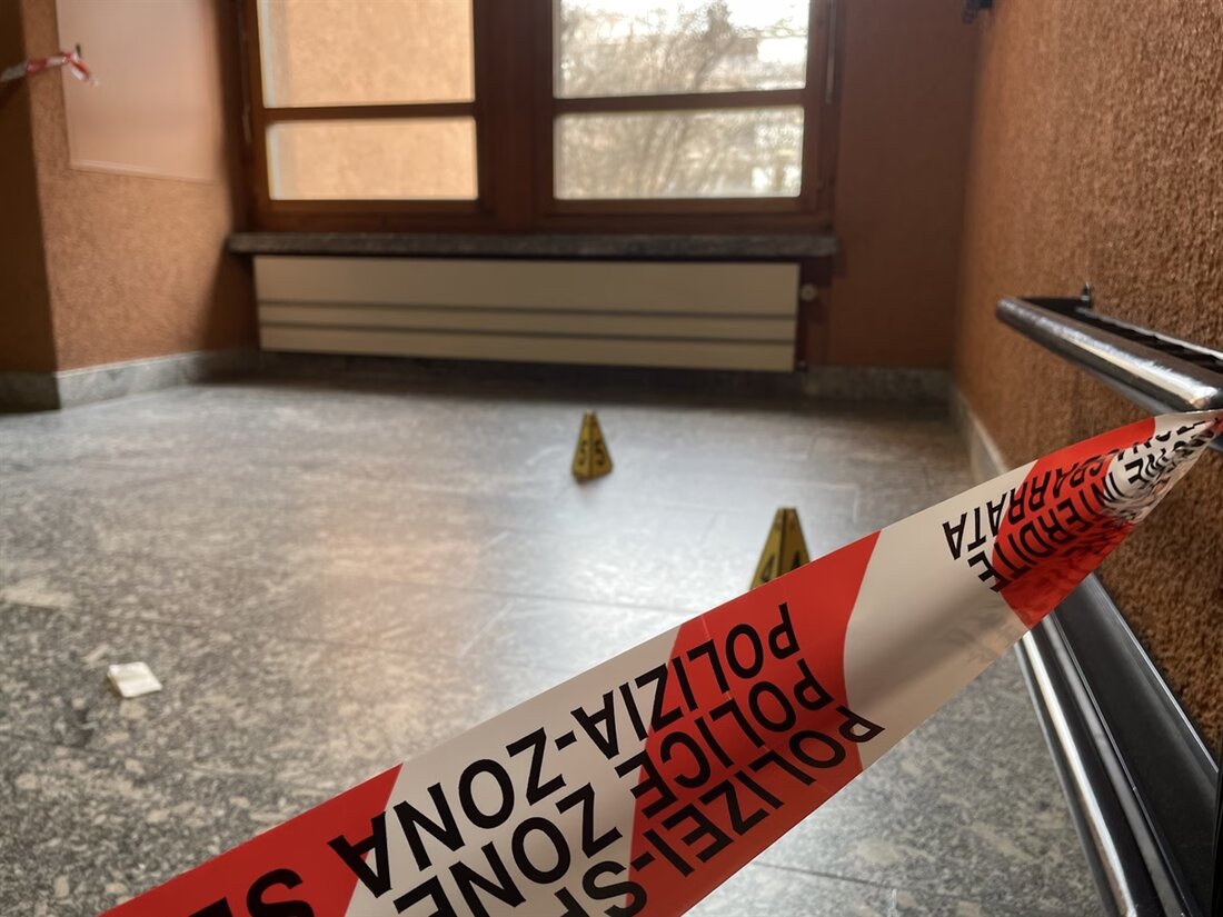 Am Mittwoch zündeten Schüler im Schulhaus Giacometti einen Böller, was zu leichten Verletzungen von 24 Kindern führte. Ermittlungen laufen.