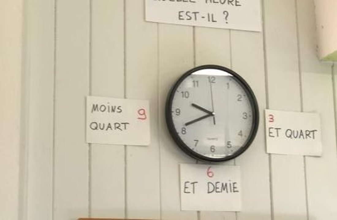 Schulpflicht in der Schweiz: Jeder Asylkind hat ein Recht auf Bildung. Die Vorbereitung in Asylunterkünften fördert Integration.