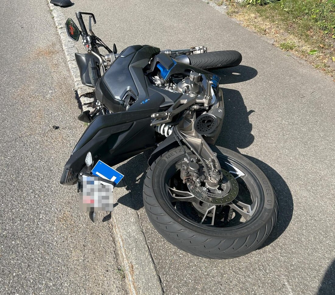 Ein 18-jähriger Motorradfahrer verunfallte schwer in Birrhard, während eine 16-jährige Lernfahrerin in Möriken stürzte.