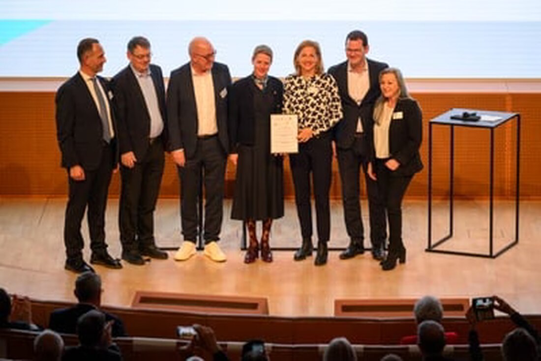 Sechs Kantone fordern schnelle Maßnahmen für den Bahnausbau, um Engpässe zu beseitigen und die Mobilität in der Schweiz zu sichern.