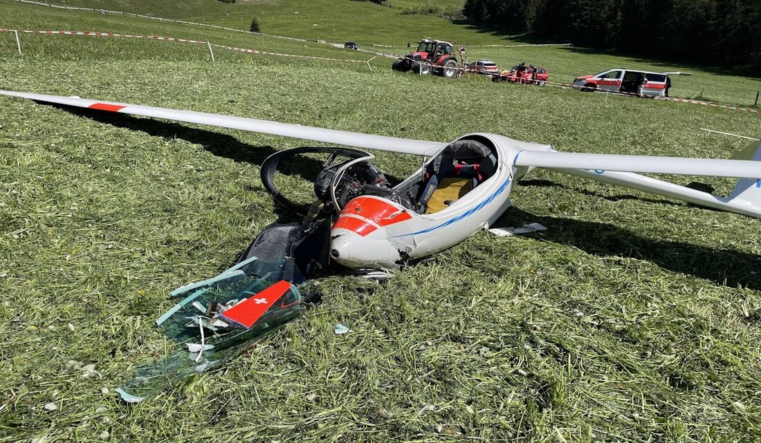 Ein Segelflugzeugunfall in Parpan verletzte den 66-jährigen Piloten. Erste Ermittlungen zur Unfallursache laufen.