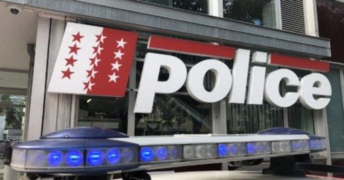 Ein Lawinenunfall in Kippel führte zu Verletzungen. Details zu den Umständen und dem betroffenen Personen sind verfügbar.