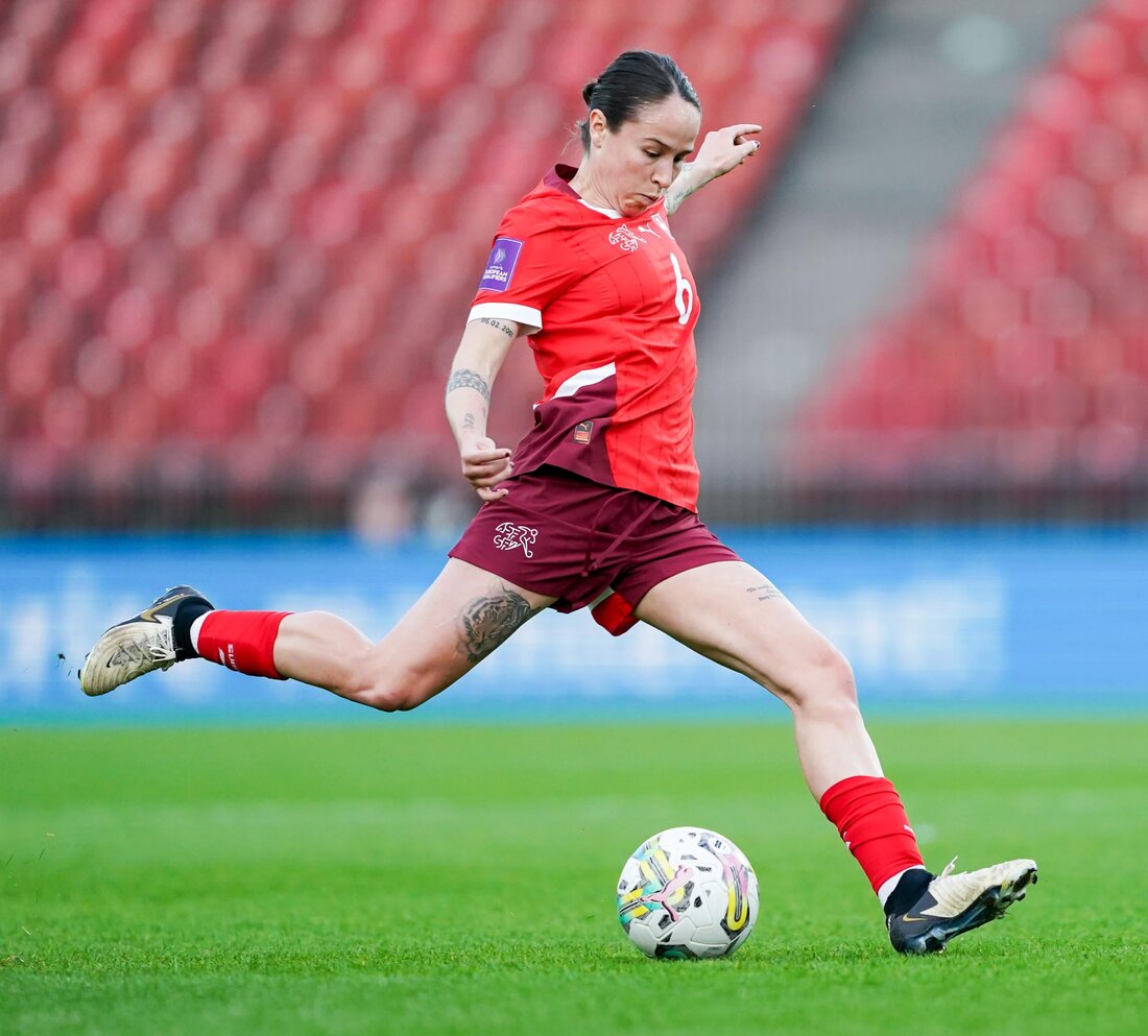 Géraldine Reuteler erhält den Nidwaldner Sportpreis 2025 für ihre herausragenden Leistungen im Fussball, insbesondere bei der EURO 2025.