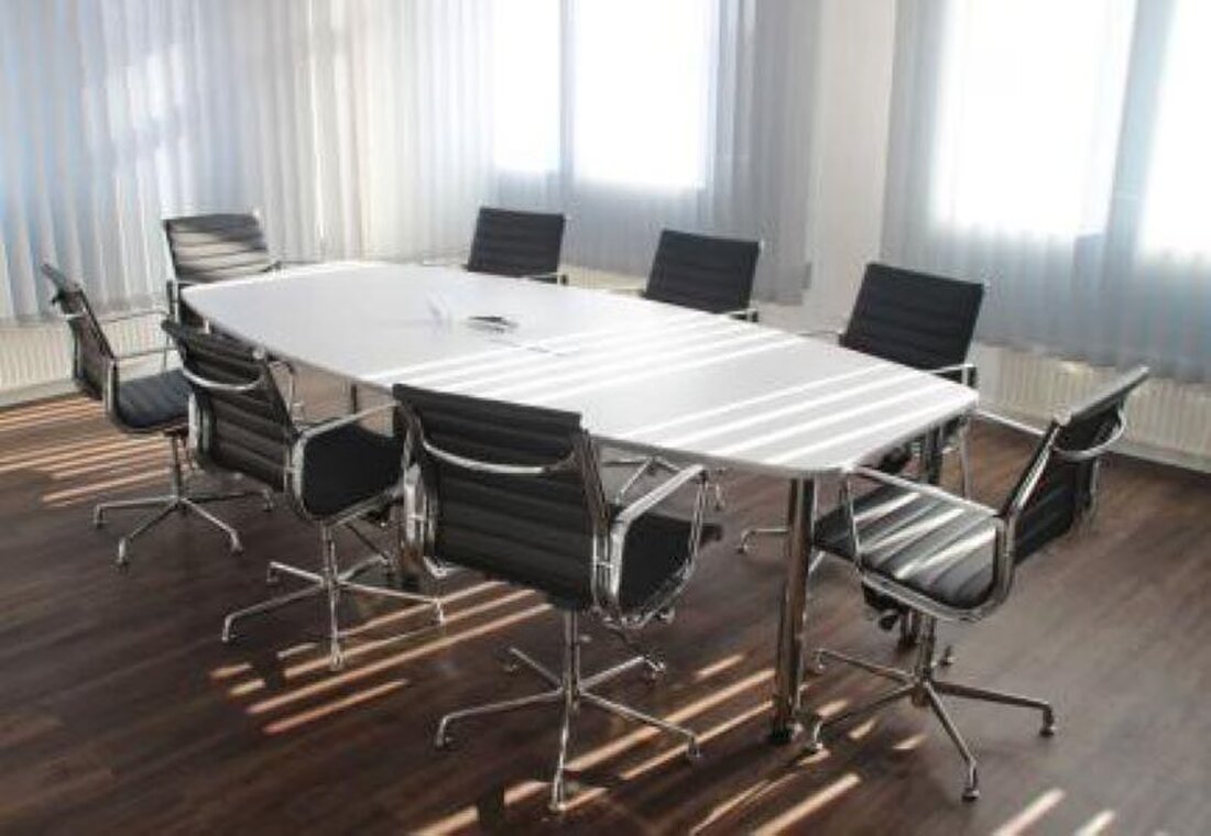 Der Staatsrat bedauert den Verlass der Gewerkschaftsvertreter während der DCEQP-Sitzung und bleibt offen für den Dialog.