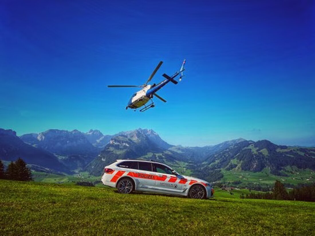 Ein 33-jähriger Mann stürzt im Alpstein während einer Wanderung tödlich ab. Suche mit Polizeihelikopter führt zur Entdeckung seines Körpers.