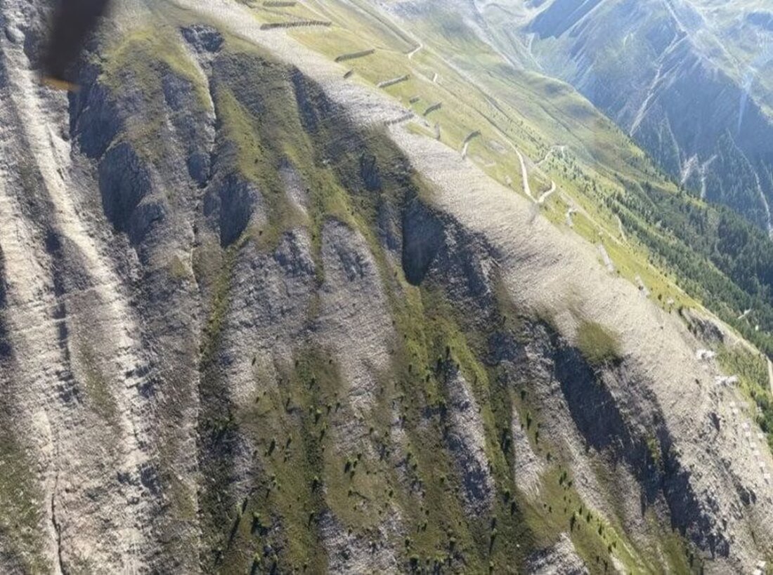 Am 9. August 2025 starb ein 57-jähriger Schweizer bei einem Gleitschirmunfall am Breithorn. Ermittlungen laufen.