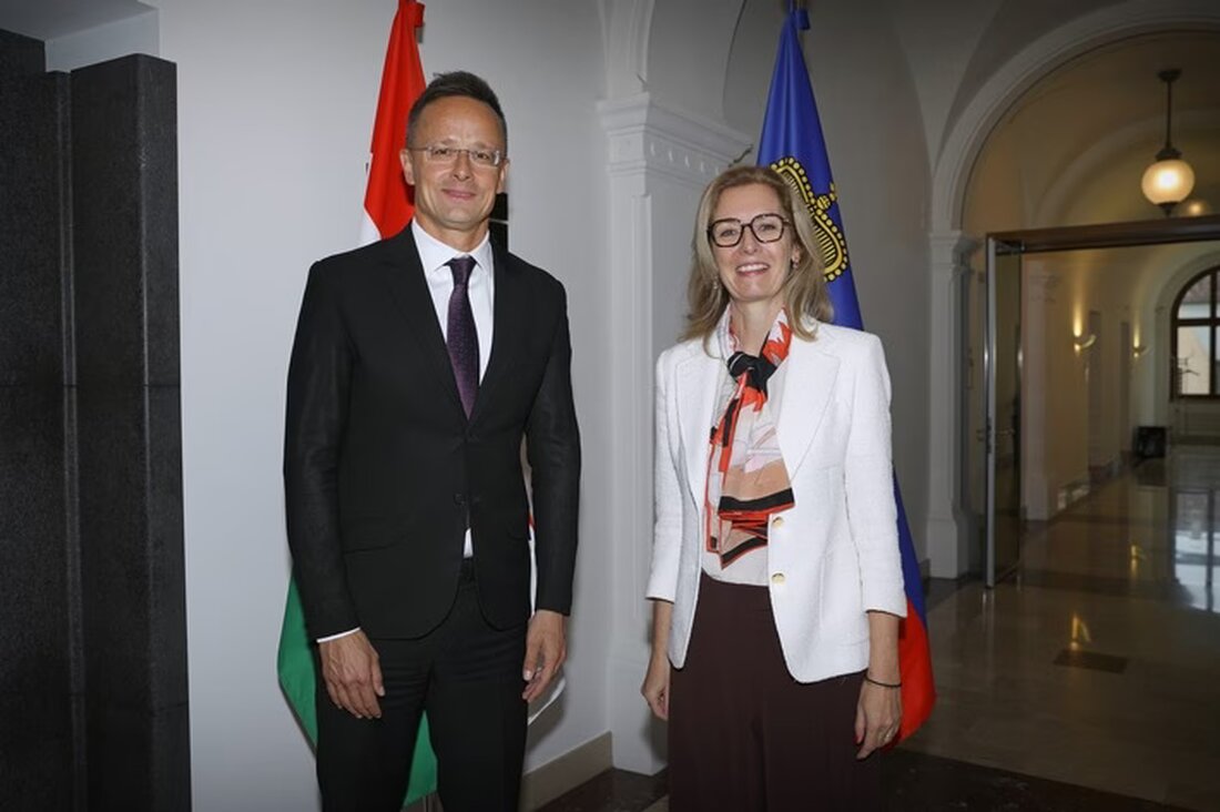 Ungarns Außenminister Péter Szijjártó besuchte am 12. September 2025 Liechtenstein zur Eröffnung des Honorarkonsulats und Gesprächen über bilaterale Themen.