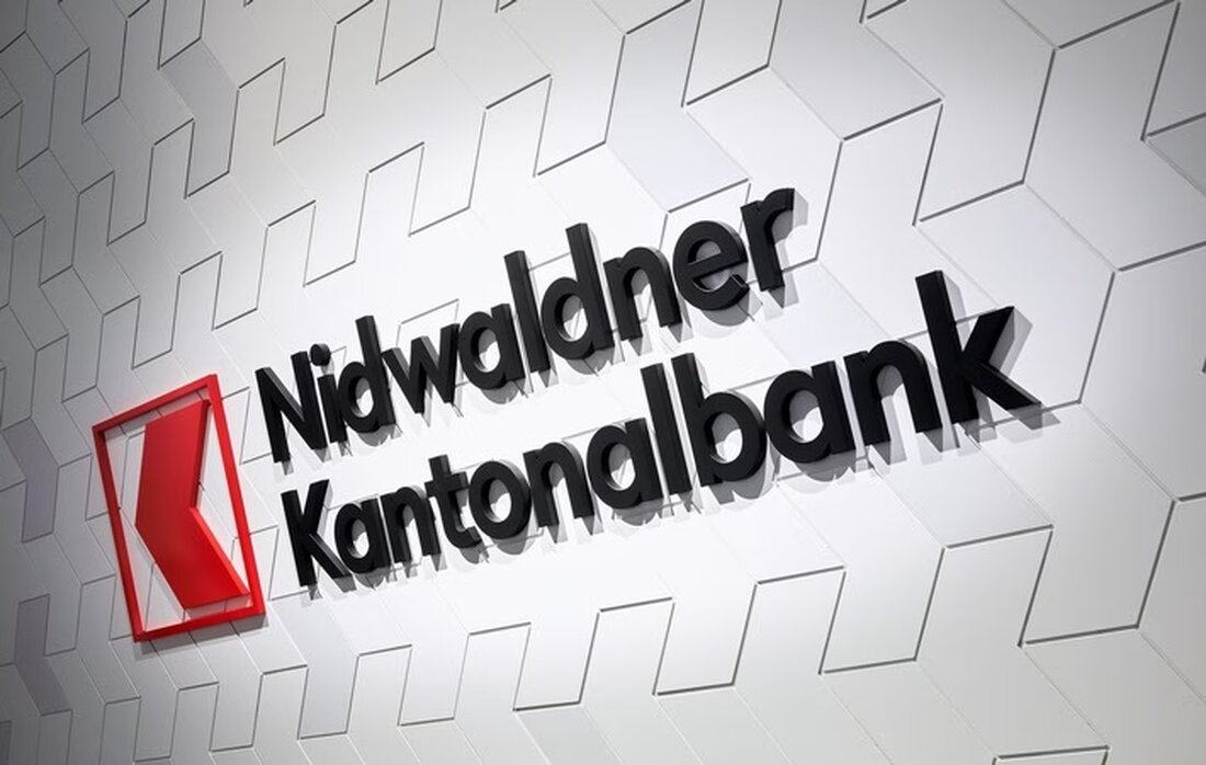 Urs Pfluger wird neuer CEO der Nidwaldner Kantonalbank ab 1. Juli 2026 und folgt auf Heinrich Leuthard in den Ruhestand.