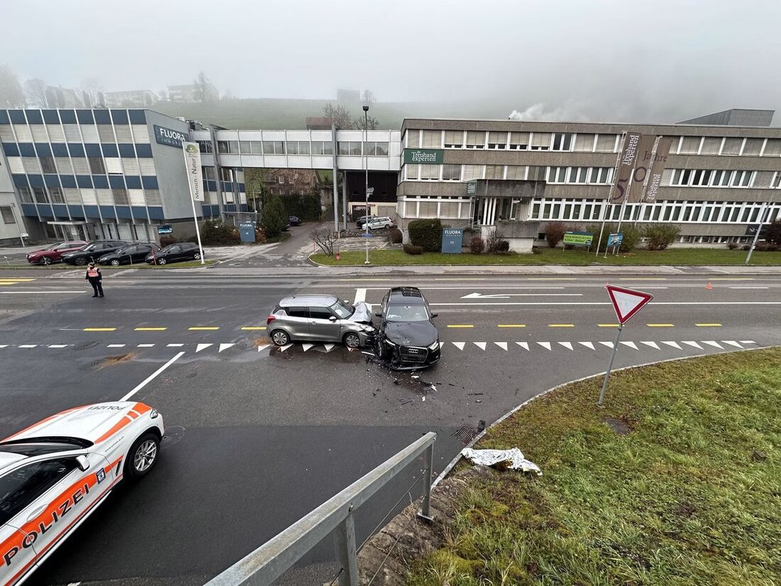 Am 10. November 2025 kam es in Herisau zu einem Verkehrsunfall zwischen zwei Fahrzeugen, bei dem ein Mann leicht verletzt wurde.