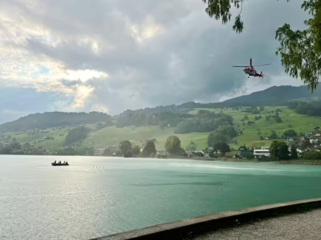 Die Kantonspolizei Obwalden sucht seit dem 2. September 2024 einen vermissten 75-jährigen Mann im Sarnersee nach einem Bootsunglück.