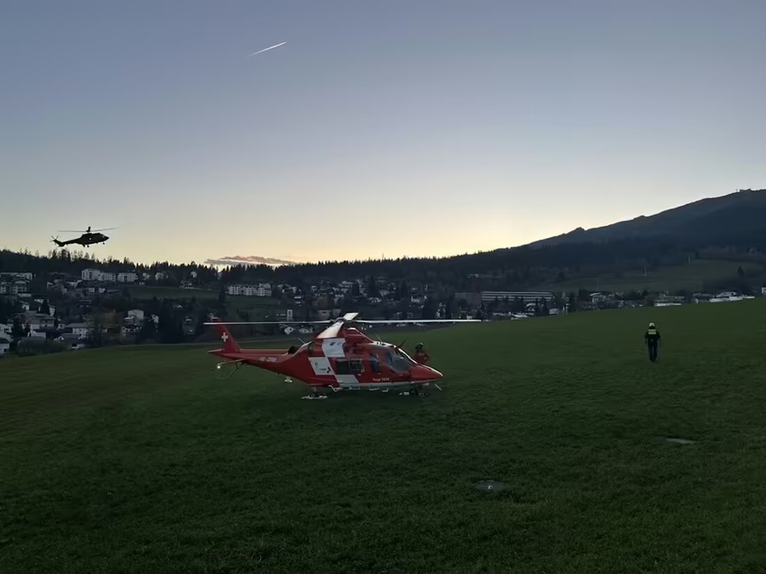 In Flims wurde ein vermisster 78-jähriger Mann nach umfangreicher Suchaktion verletzt gefunden und ins Spital geflogen.