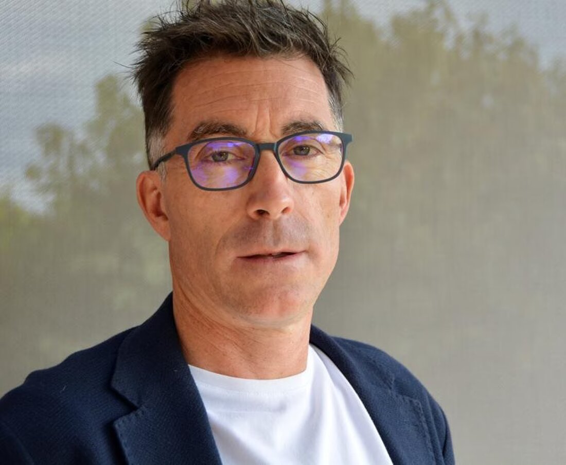 Eric Plancherel ist neuer Vorsteher der GIBS Freiburg. Erfahrungen als Lehrer, Journalist und im Personalwesen prägen seinen Werdegang.