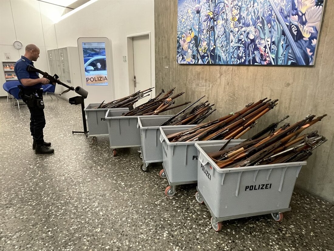 Am 15. November 2025 gab die Kantonspolizei Graubünden 256 Waffen und Munition zurück; Abgaben sind ganzjährig möglich.