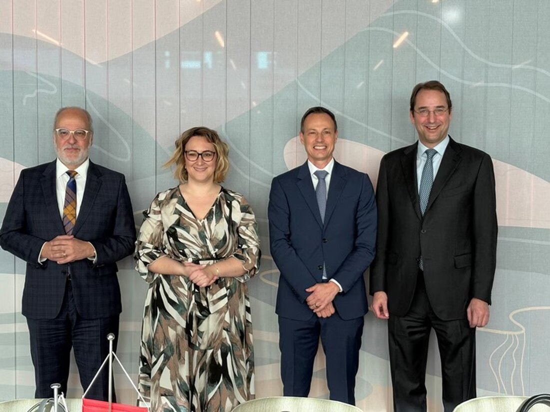 Staatssekretäre der Aussenministerien aus Österreich, der Schweiz, Slowenien und Liechtenstein treffen sich in Vaduz zur politischen Konsultation.