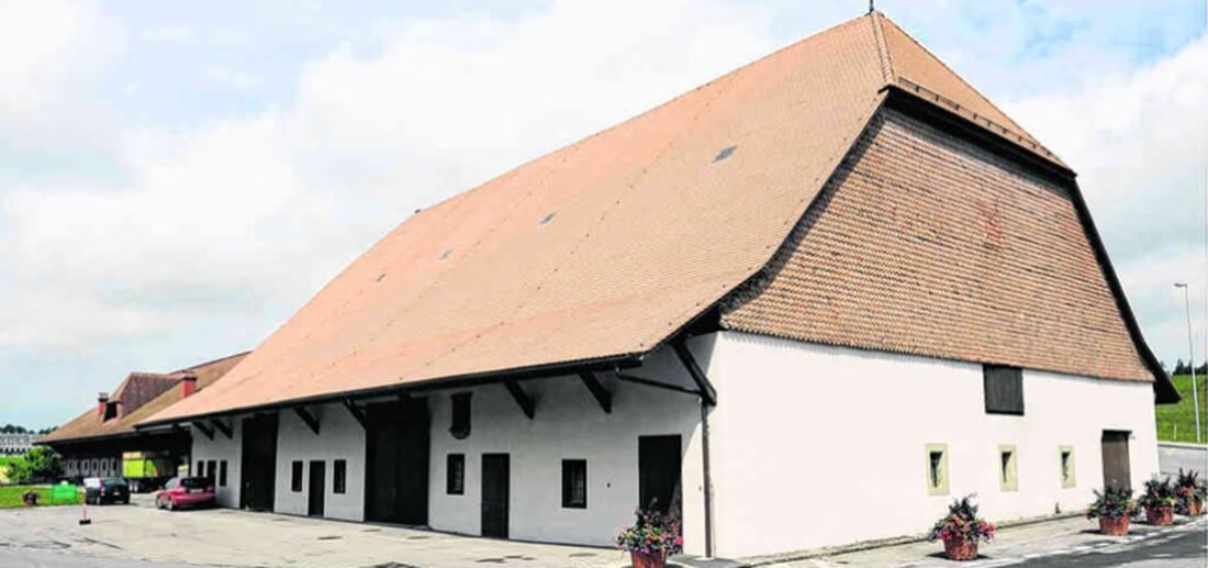 Der Staatsrat hat eine Neuausrichtung des Projekts «Grange Neuve» genehmigt, um das historische Bauernhaus zu schützen und modern zu gestalten.