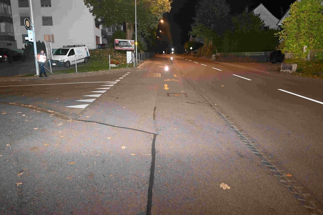Am 03.10.2025 kam es in Bronschhofen zu einer Kollision zwischen E-Bike und Motorfahrrad. Die Polizei sucht Zeugen.