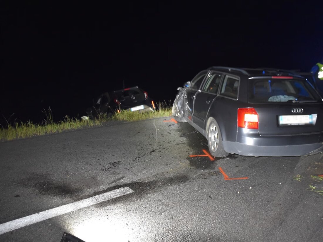Am Dienstagabend kam es auf der Forcola di Livigno zu einem Unfall zwischen zwei Autos, bei dem zwei Personen verletzt wurden.