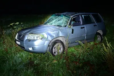 Fahrunfähiger 26-Jähriger überschlägt sich auf Kohlschlagerstrasse!