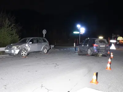 Kollision auf Thusis Süd: Autofahrer im Spital nach Unfall!