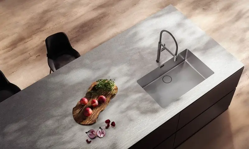 Suter Inox AG betritt den deutschen Markt: Edelstahlinnovation für Küchen!