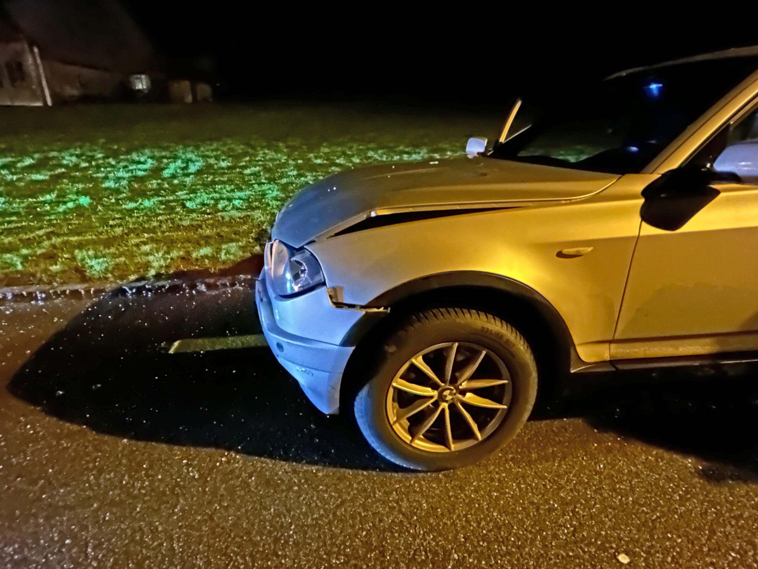 Alkoholisierte Fahrerin verursacht Auffahrunfall in Biessenhofen