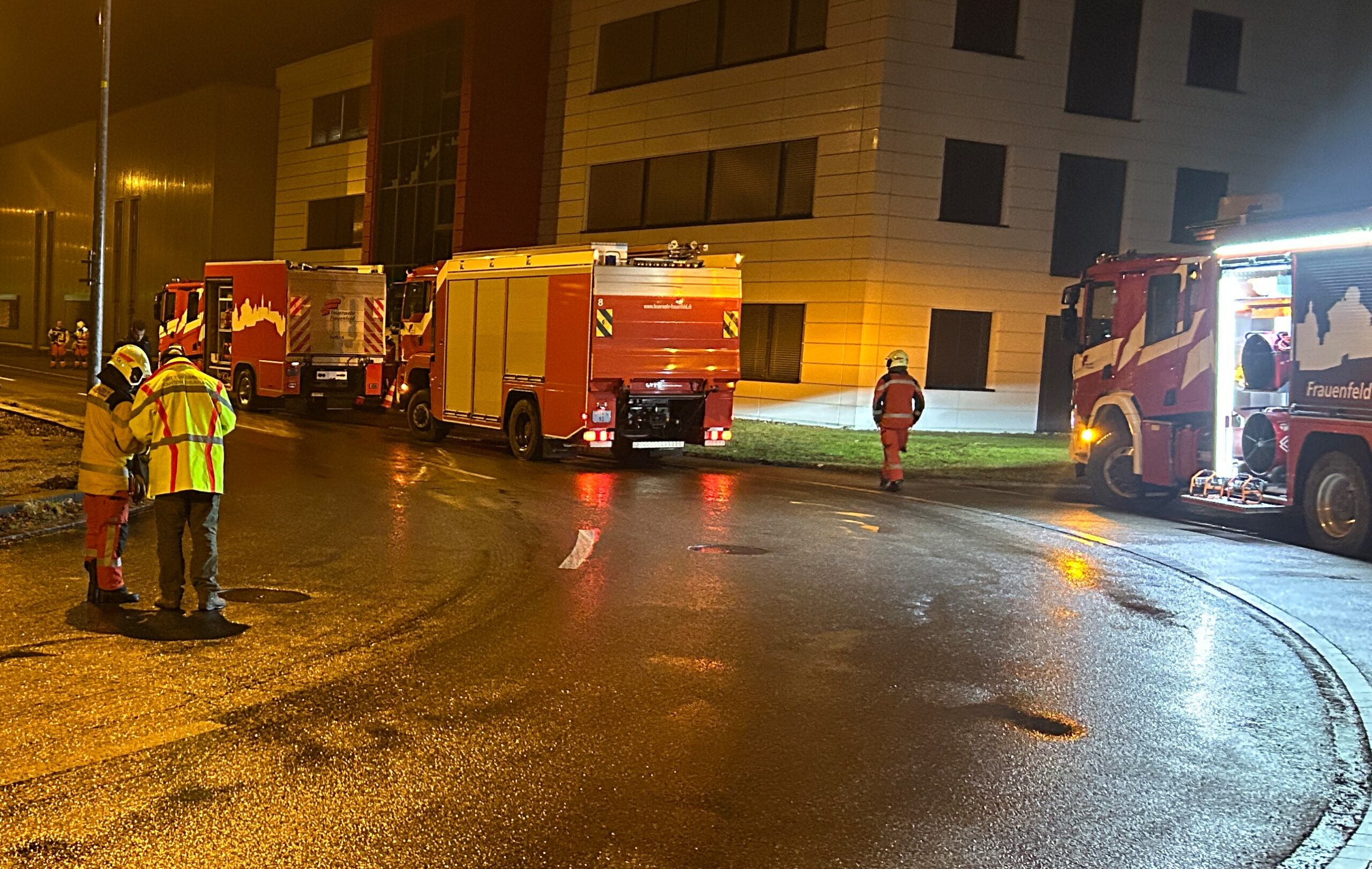 Diesel-Unfall in Frauenfeld: Feuerwehr kämpft gegen Umweltverschmutzung!