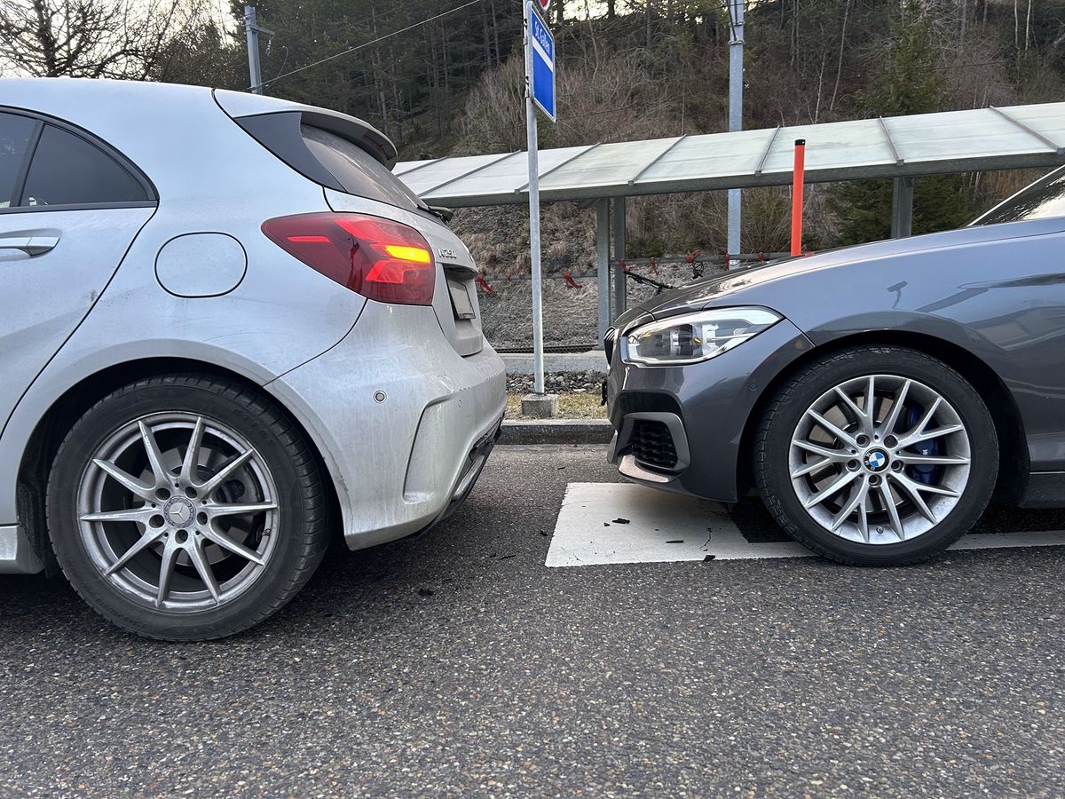 Drei Verkehrsunfälle in Ausserrhoden: Verletzte und hoher Sachschaden!