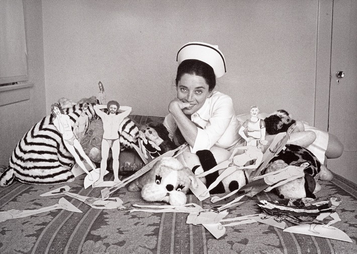 Eleanor Antin: Pionierin der Selbstinszenierung im Kunstmuseum Liechtenstein