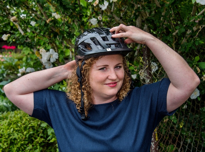 Helmtragen rettet Leben: FRAGILE Suisse startet präventive Kampagne!