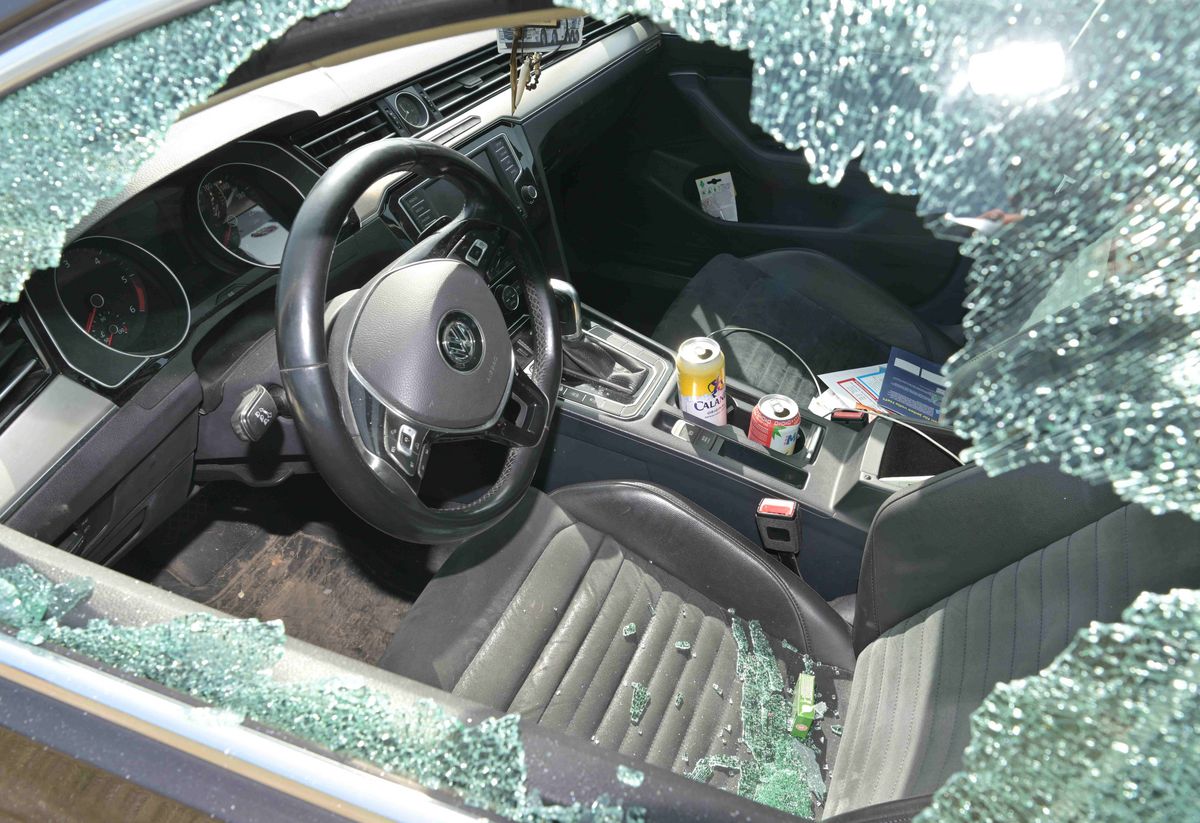 Fahrzeugdiebstähle in Herisau: Täter hinterlassen tausende Franken Schaden!