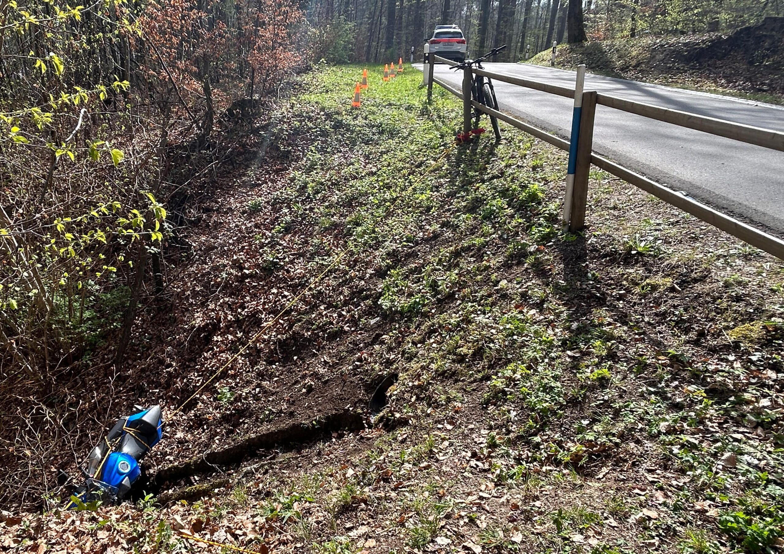 Motorradunfall in Berlingen: 16-Jährige stürzt lebensgefährlich!