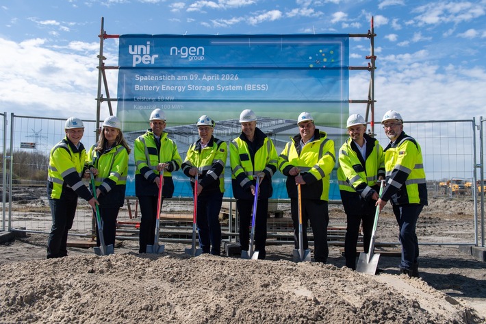 Spatenstich für 50-MW-Batteriespeicher: Wilhelmshaven setzt auf grüne Energie!